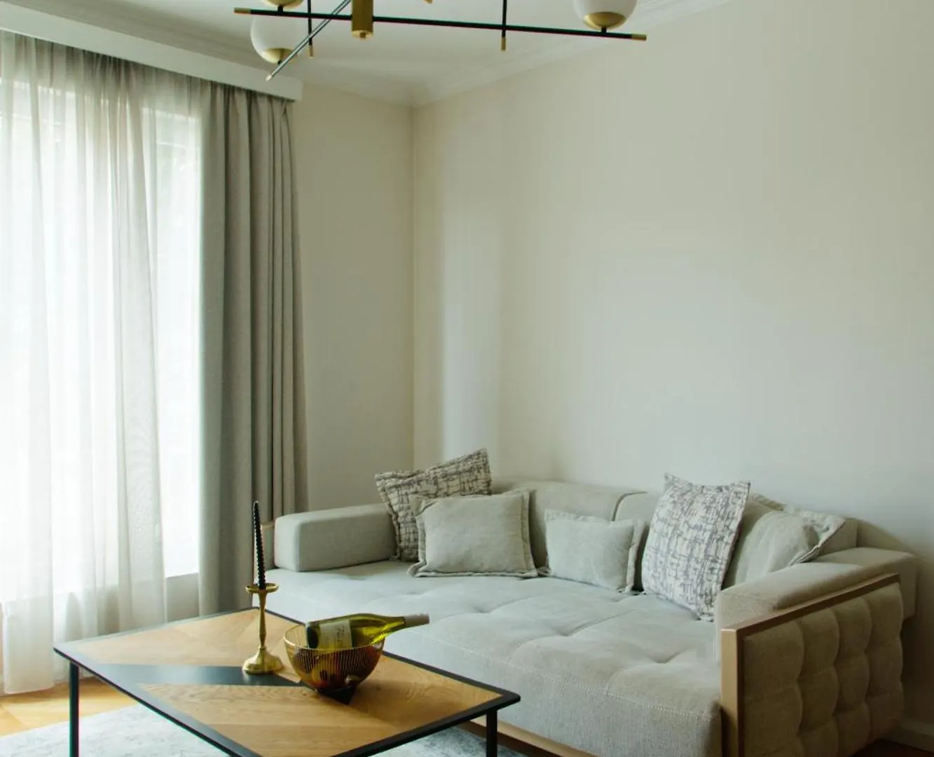 ソフィアBrand New Luxury Apt, Supreme Location, Ndkアパートメント アパート ソフィア